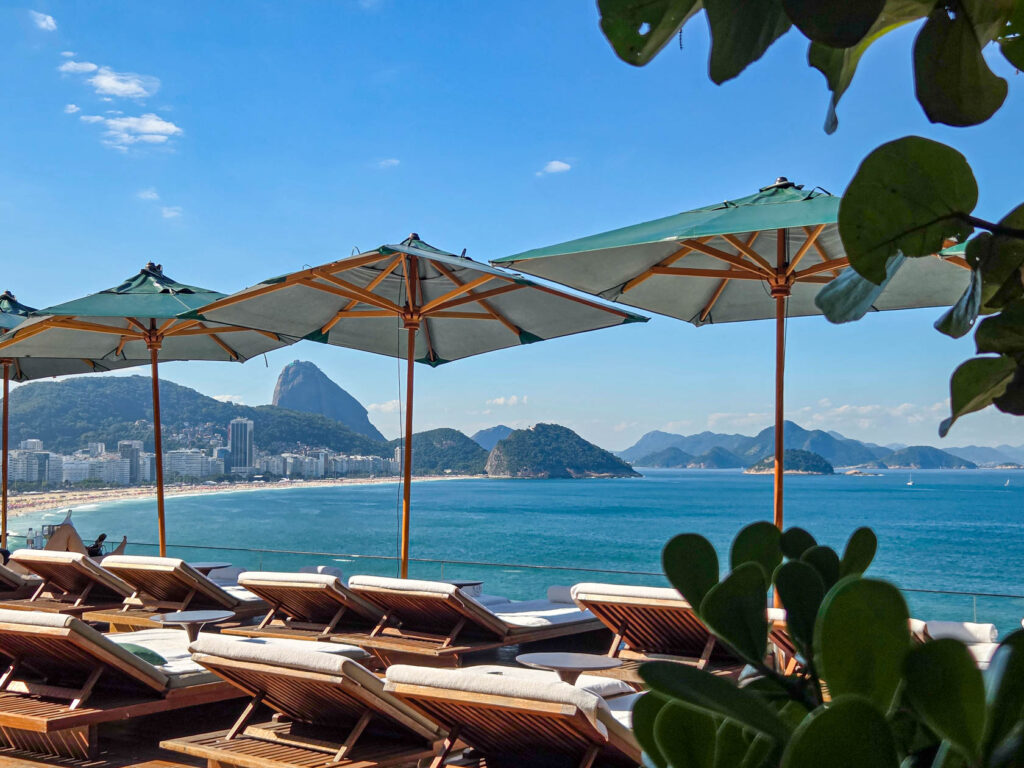 Rooftop pool with views of Sugarloaf Mountain at Emiliano Rio, a luxury hotel on Copacabana Beach ©Stephanie Dosch | theViatrix Luxury Travel