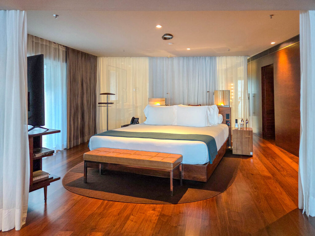 Spacious suite with wood floors and coastal light at Hotel Fasano, boutique luxury hotel in Rio de Janeiro ©Stephanie Dosch | theViatrix Luxury Travel